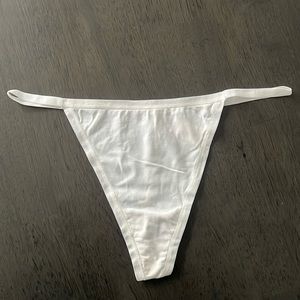 PINK Victoria’s Secret V-strings